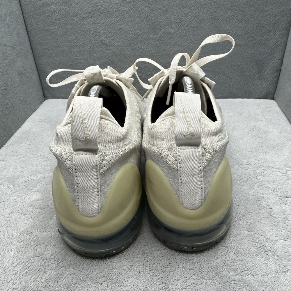 Nike Air VaporMax 2021 Flyknit White Phantom Cream Womens Size 11 DJ9975-001 - Picture 5 of 9